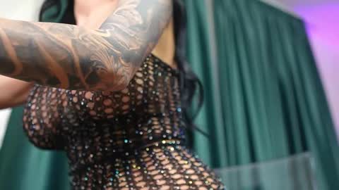 Spicy Maple online show from 11.06.25