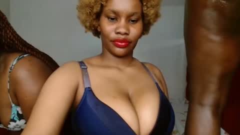 Snapshot of spicy_suzzy chatting on 10.22.25 Spicy online show from 10.22.25