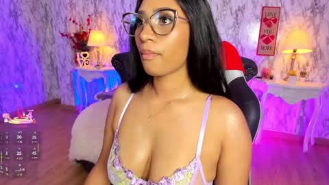 Snapshot of spicyamelia chatting on 02.19.25 Amelia GTM-5 817 IG Spicychoco am online show from 02.19.25