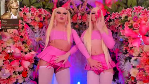 Snapshot of spicysluts chatting on 10.16.25 Alison Sharon online show from 10.16.25