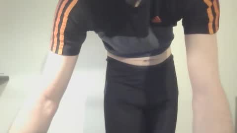 Snapshot of splafy chatting on 03.06.26 ellie online show from 03.06.26