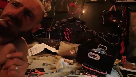 Snapshot of splashh_queen420 chatting on 02.22.26 Daddy His Splash Queen online show from 02.22.26