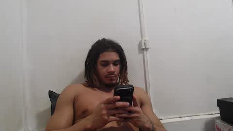 Snapshot of splashyyyz chatting on 10.19.25 splashyyyz online show from 10.19.25