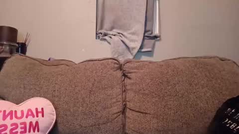 Snapshot of spoiledprincess4 chatting on 10.25.25 spoiledprincess4 online show from 10.25.25