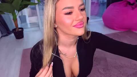 Anna online show from 11.28.25