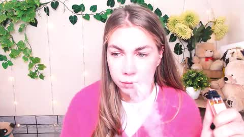 Karina online show from 11.18.25