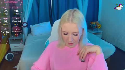 Snapshot of springajara chatting on 10.26.25 Vetta online show from 10.26.25