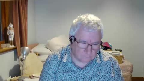 Snapshot of springtine chatting on 06.07.26 springtine online show from 06.07.26