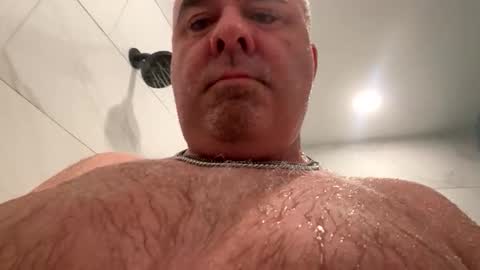 Snapshot of sprtsnut33 chatting on 11.26.25 sprtsnut33 online show from 11.26.25