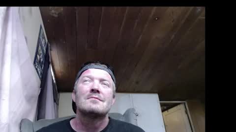 Snapshot of squegly chatting on 05.09.26 Bryan online show from 05.09.26
