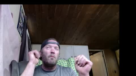 Snapshot of squegly chatting on 05.19.26 Bryan online show from 05.19.26