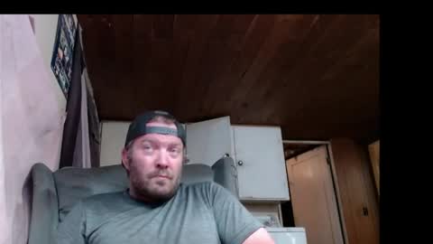 Snapshot of squegly chatting on 05.21.26 Bryan online show from 05.21.26