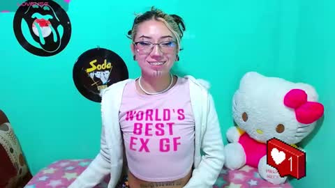 Snapshot of squirt_charlotte chatting on 12.04.24  HELLO WELCOME MY NAME IS CHARLOTTE OY A NEW GIRL   online show from 12.04.24