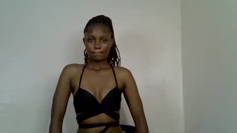 Snapshot of squirt_godes chatting on 09.12.25 Tashy online show from 09.12.25