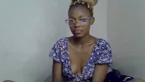 Snapshot of squirt_godes chatting on 10.23.25 Tashy online show from 10.23.25
