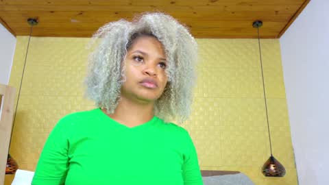 Snapshot of squirter_girl69 chatting on 12.06.24 squirter_girl69 online show from 12.06.24