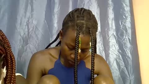 Snapshot of squirting_freak chatting on 09.15.25 squirting_freak online show from 09.15.25
