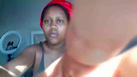 Snapshot of squirtqueen333 chatting on 01.02.25 shana online show from 01.02.25