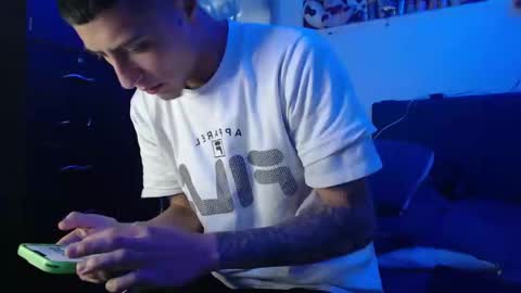 Snapshot of sr_porn01 chatting on 02.04.25 sr_porn01 online show from 02.04.25