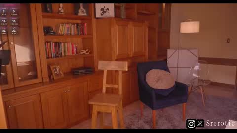 Snapshot of srerotic chatting on 11.22.25 Matt online show from 11.22.25