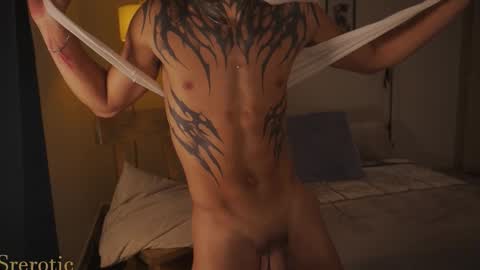 Snapshot of srerotic chatting on 11.30.25 Matt online show from 11.30.25