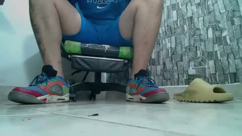 Snapshot of srfindomfeet_ chatting on 03.03.25 sr master cum its my old account online show from 03.03.25