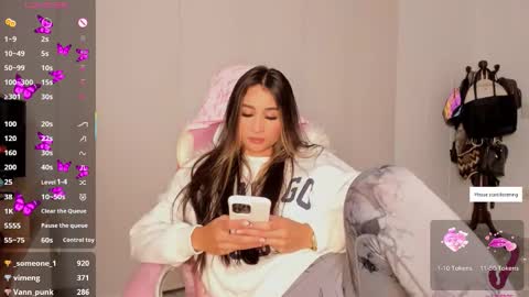 Snapshot of srita_laura chatting on 03.02.26 Laura online show from 03.02.26