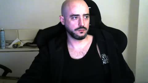 Snapshot of srtramposo chatting on 11.24.25 srtramposo online show from 11.24.25