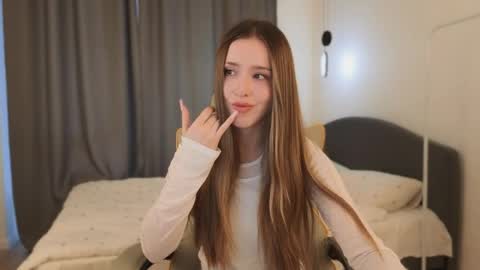 Chloe online show from 05.31.26