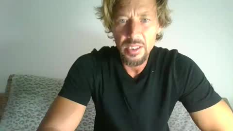 St Amor online show from 09.11.25