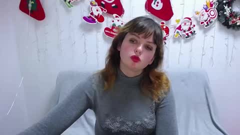 Snapshot of staceylex chatting on 12.20.24 Stacey online show from 12.20.24