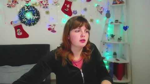Snapshot of staceylex chatting on 01.11.25 Stacey online show from 01.11.25