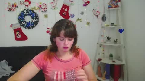 Snapshot of staceylex chatting on 01.11.25 Stacey online show from 01.11.25
