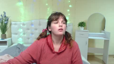 Snapshot of staceylex chatting on 01.29.25 Stacey online show from 01.29.25