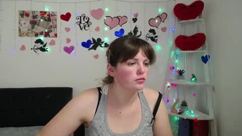 Snapshot of staceylex chatting on 02.16.25 Stacey online show from 02.16.25