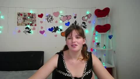 Snapshot of staceylex chatting on 02.16.25 Stacey online show from 02.16.25