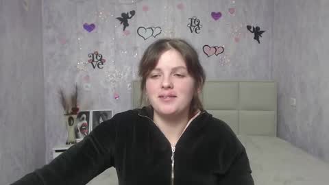 Snapshot of staceylex chatting on 02.27.25 Stacey online show from 02.27.25