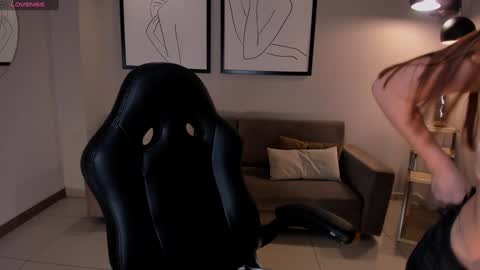 Snapshot of staceywood_ chatting on 01.29.25 Stacy Woods online show from 01.29.25