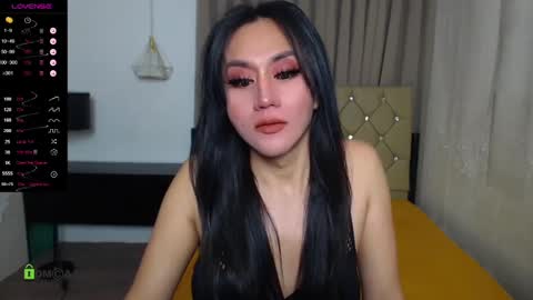 Snapshot of stacydulce chatting on 01.11.25 stacy online show from 01.11.25