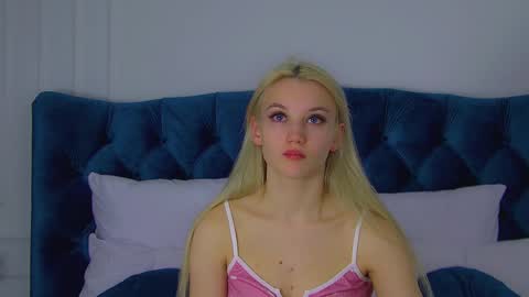 StacyEvances online show from 09.19.25