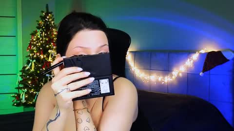 Snapshot of stacygonzales_ chatting on 01.19.25 Bye bye dear See you on December 3st online show from 01.19.25