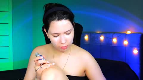Snapshot of stacygonzales_ chatting on 02.02.25 Bye bye dear See you on December 3st online show from 02.02.25