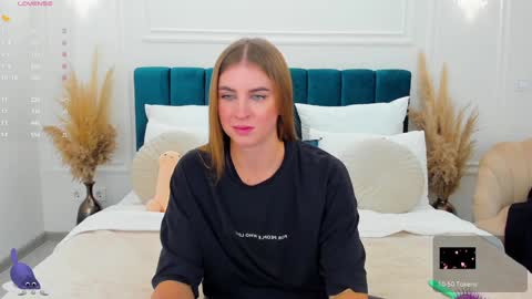 Stacy online show from 12.04.24