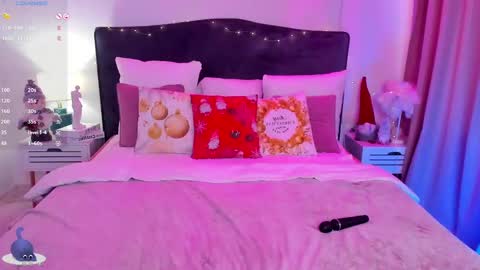 Stacy online show from 12.18.24