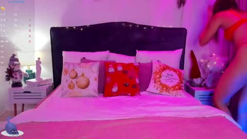 Stacy online show from 12.23.24