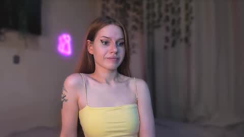 Snapshot of stacyloveforu chatting on 10.09.25 stacyloveforu online show from 10.09.25