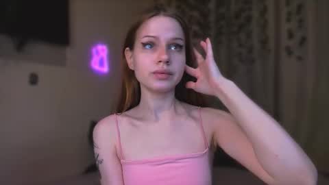 Snapshot of stacyloveforu chatting on 10.29.25 stacyloveforu online show from 10.29.25