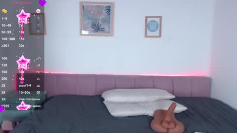 Snapshot of stacymaliibu chatting on 02.03.25 Stacy online show from 02.03.25