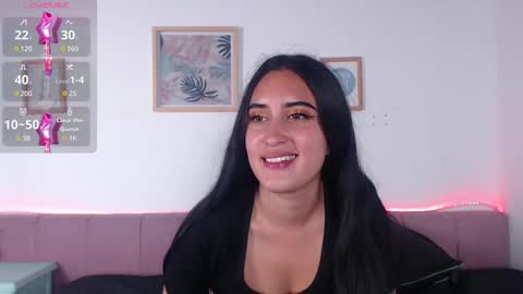 Snapshot of stacymaliibu chatting on 02.18.25 Stacy online show from 02.18.25