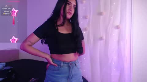 Snapshot of stacymaliibu chatting on 02.26.25 Stacy online show from 02.26.25